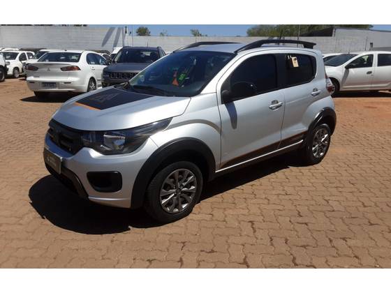 FIAT MOBI 1.0 EVO FLEX TREKKING MANUAL